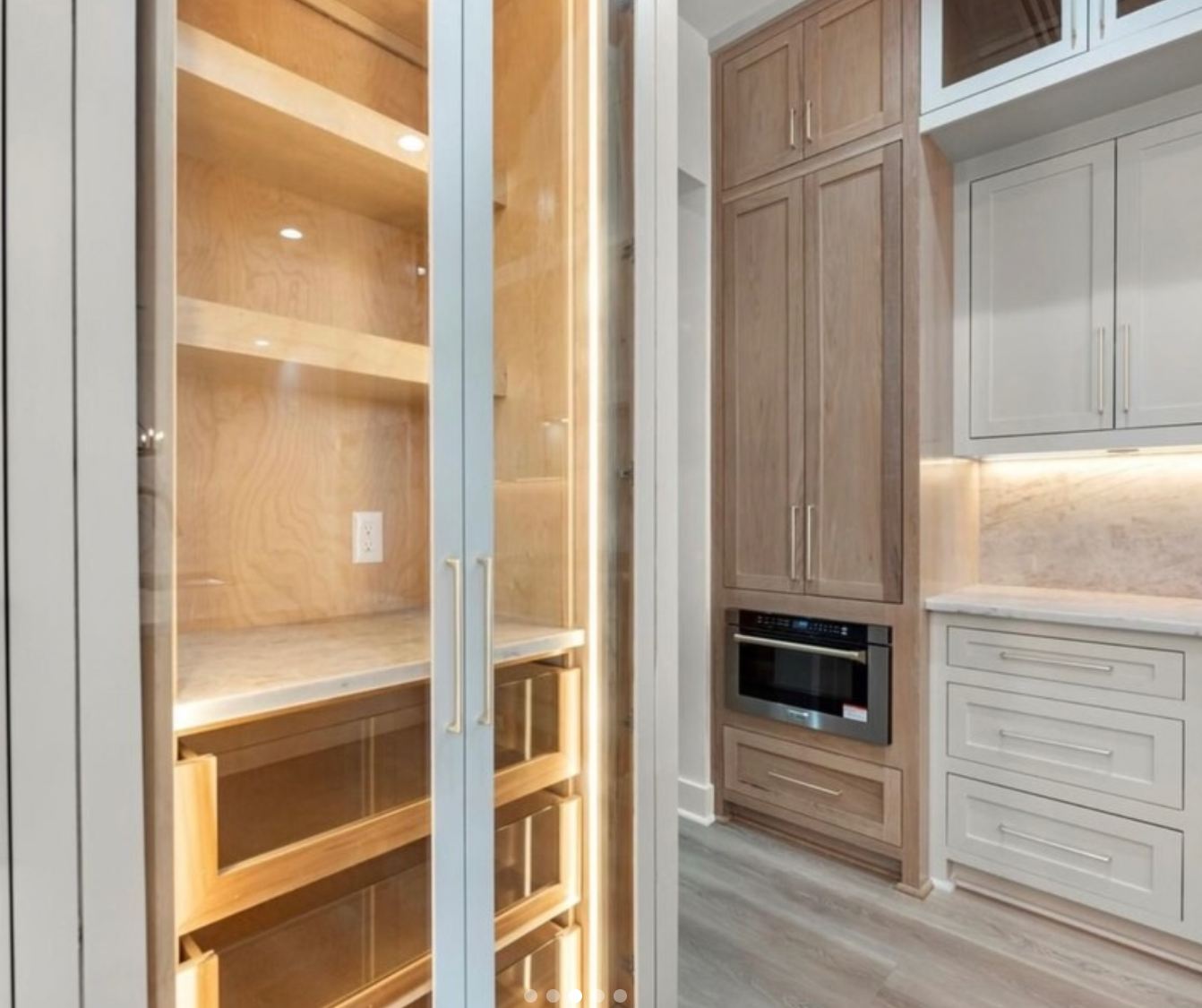 Kitchen & Pantry